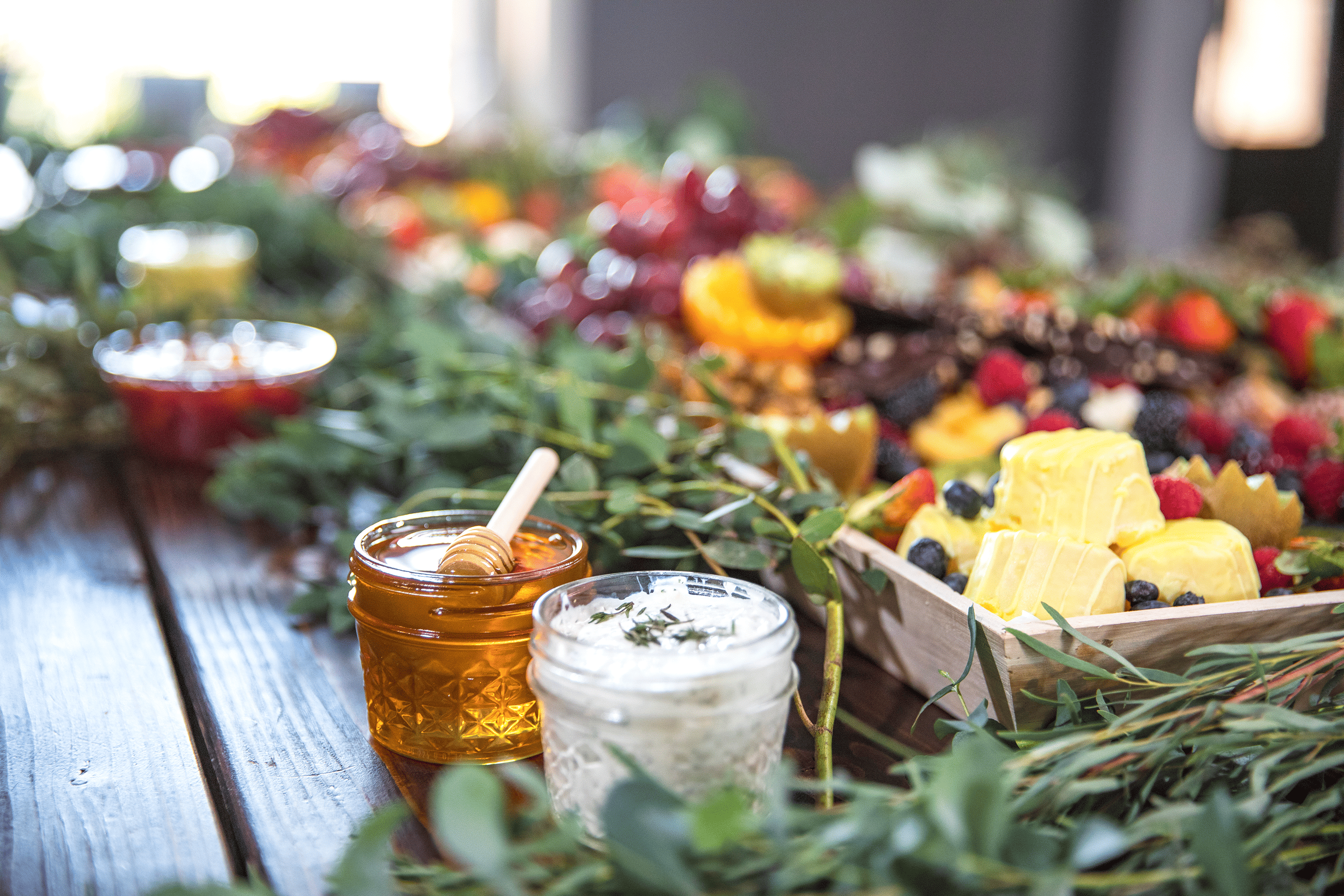 11 Ways To Slice Cheese For A Stunning Charcuterie Board